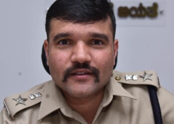 ಐಪಿಎಸ್‌  ರವಿ ಚನ್ನಣ್ಣನವರ್‌ ತಂದಿದ್ದ  ನ್ಯಾಯಾಲಯದ ತಡೆಯಾಜ್ಞೆ,  ಮಾರ್ಚ್‌ 14ರವರೆಗೆ  ವಿಸ್ತರಣೆ