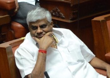 ಶೇಕಡ 40ರ ಲಂಚದ ಆರೋಪ; ರೇವಣ್ಣರ ಪ್ರಶ್ನೆಗಳಿಗೆ ಉತ್ತರಿಸಲು ಅಧಿಕಾರಿಗಳಿಗೆ ವಾರದ ಗಡುವು