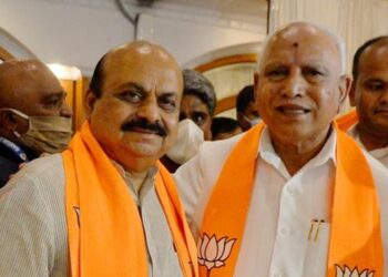 ಅಯೋಧ್ಯೆಯಲ್ಲಿ ಯಾತ್ರಿ ನಿವಾಸ ನಿರ್ಮಾಣಕ್ಕೆ ಆದೇಶ ಹೊರಡಿಸುವ ಆಸಕ್ತಿ, ಇತರೆ ಯೋಜನೆಗಳಿಗಿಲ್ಲವೇಕೆ?