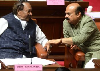 ಇಂಜನಿಯರ್‌ಗಳ ಮುಂಬಡ್ತಿಗೂ ಲಂಚ; ನಗರಾಭಿವೃದ್ಧಿ ಇಲಾಖೆ ಅಧಿಕಾರಿಗಳ ವಿರುದ್ಧ ಸಿಎಂಗೆ ದೂರು