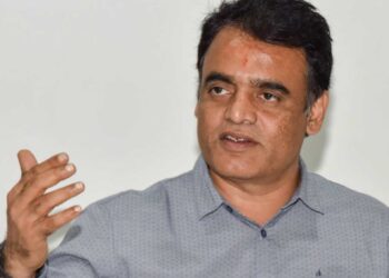 ಪದವಿ ವಿದ್ಯಾರ್ಥಿಗಳಿಗೆ ವಸ್ತ್ರಸಂಹಿತೆ; ಸರ್ಕಾರದಿಂದ ಯಾವುದೇ ಆದೇಶವಿಲ್ಲದಿದ್ದರೂ ಹೇರಿಕೆಯೇಕೆ?