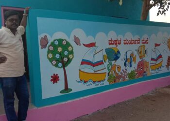 ಸರ್ಕಾರಿ ಶಾಲೆಗಳ ವಿಲೀನ;  ಸಚಿವರ ಹೇಳಿಕೆ ವಿರೋಧಿಸಿದ್ದ ಶಿಕ್ಷಕ ವೀರಣ್ಣ ಮಡಿವಾಳರಿಗೆ ನೋಟೀಸ್‌