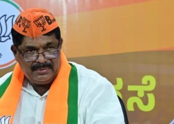 ಪದನ್ನೋತಿ ಜತೆಯಲ್ಲೇ  ವರ್ಗಾವಣೆಗೆ 3 ಕೋಟಿ ಲಂಚದ ಆರೋಪ;ತರಾತುರಿಯಲ್ಲಿ ಆಯೋಗಕ್ಕೆ ಪಟ್ಟಿ ರವಾನೆ