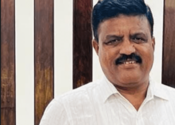 ಕ್ರಿಮಿನಲ್‌ ಸೇರಿ 11 ಪ್ರಕರಣಗಳಲ್ಲಿ ವಿಚಾರಣೆ ಬಾಕಿ; ತಹಶೀಲ್ದಾರ್‌ ರಘುಮೂರ್ತಿ ರಾಜೀನಾಮೆ ಅಂಗೀಕಾರ